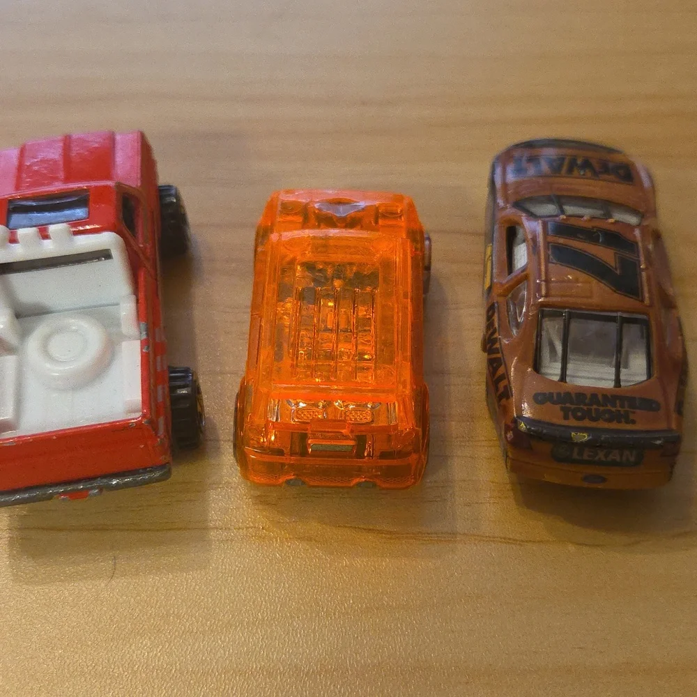 Hot Wheels Die-Cast Cars #5136